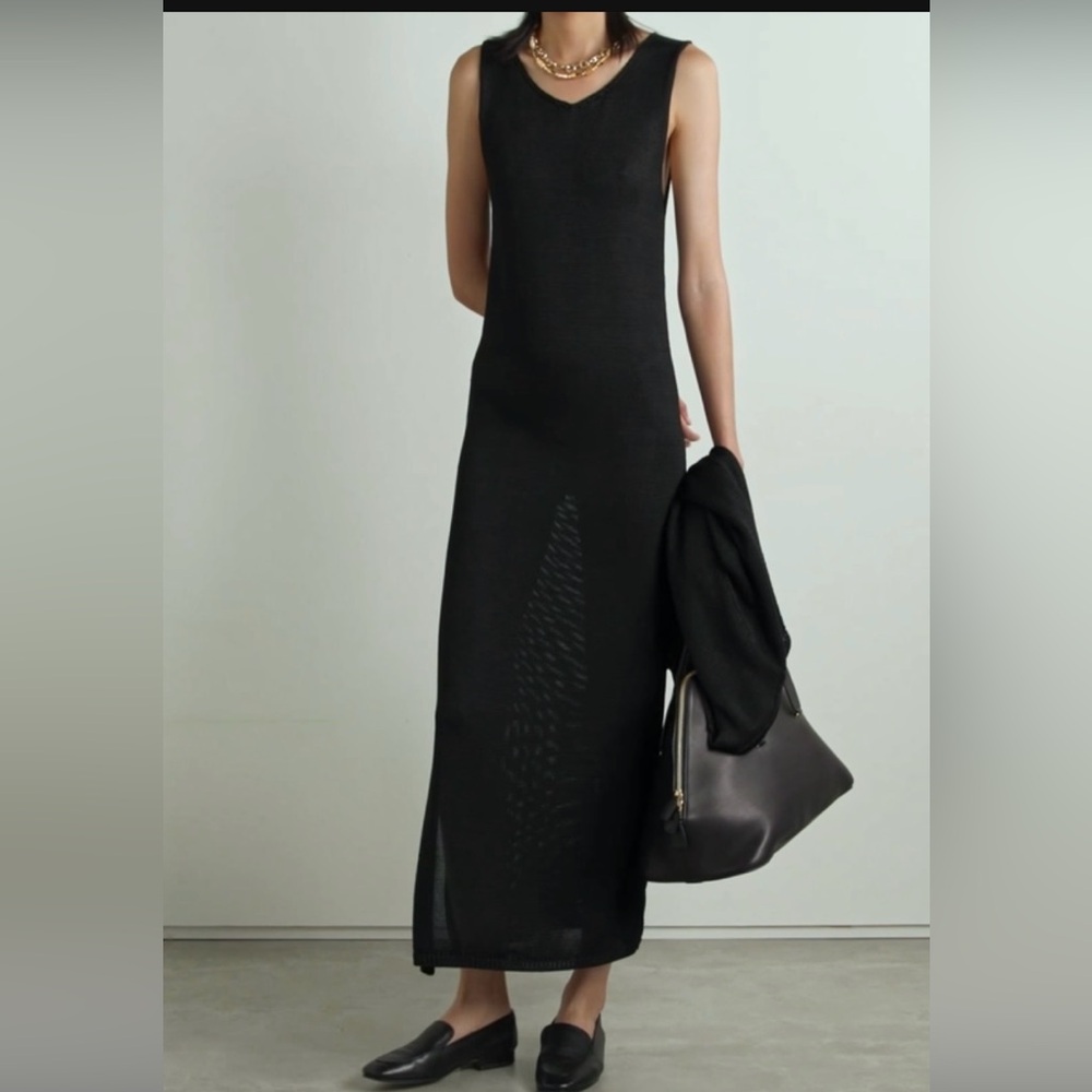 The Row Maldo knitted midi dress - Picture 2 of 9